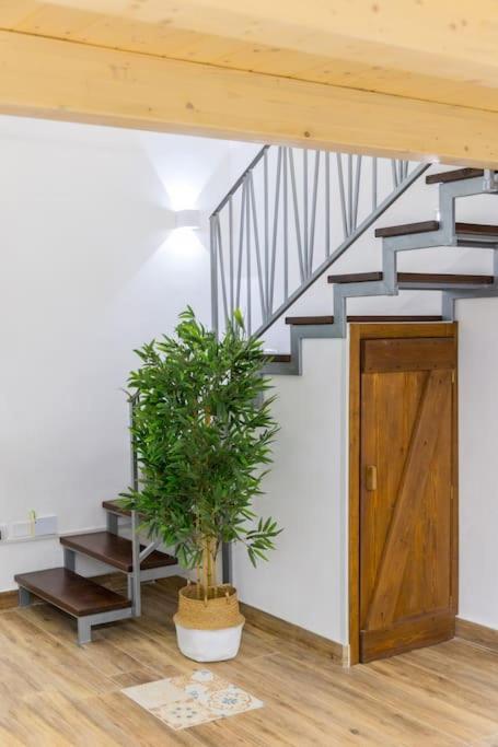 Villa Centro Storico Sciacca - Casa Di Pisa Cortile Termine Exterior foto